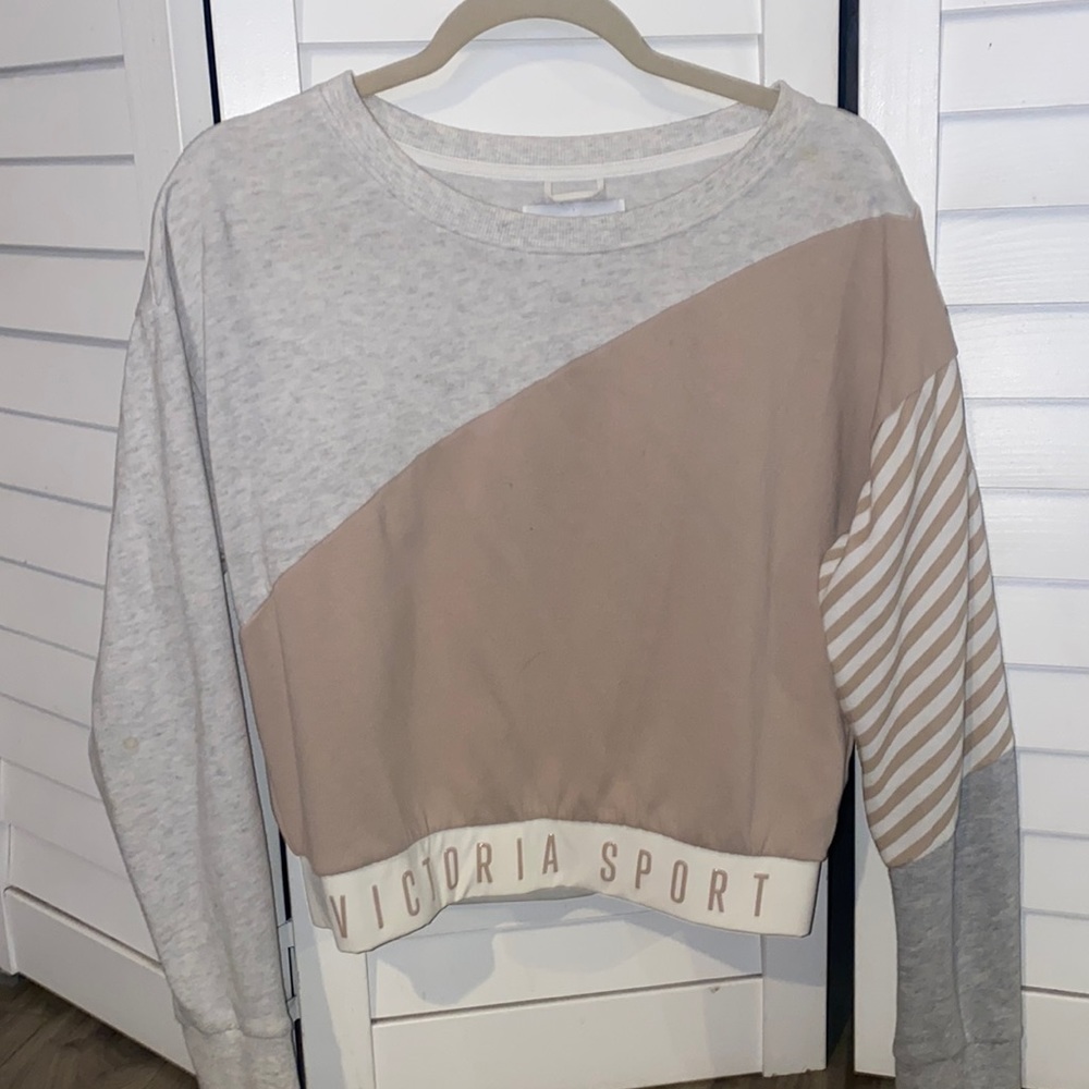 VICTORIA SECRET SPORT CREWNECK